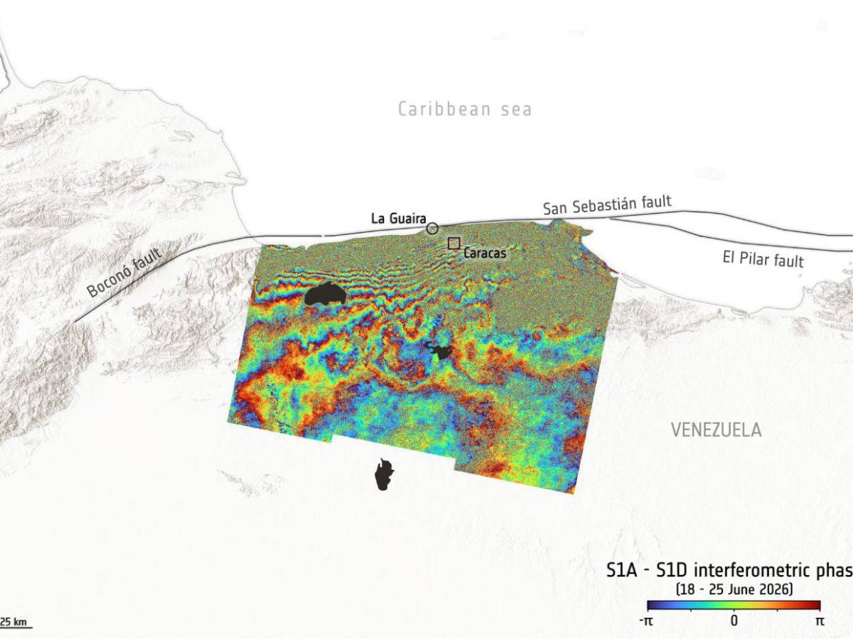 Foto de la NASA: Unos 59 mil  edificios afectados por el seísmo, según primera evaluación
