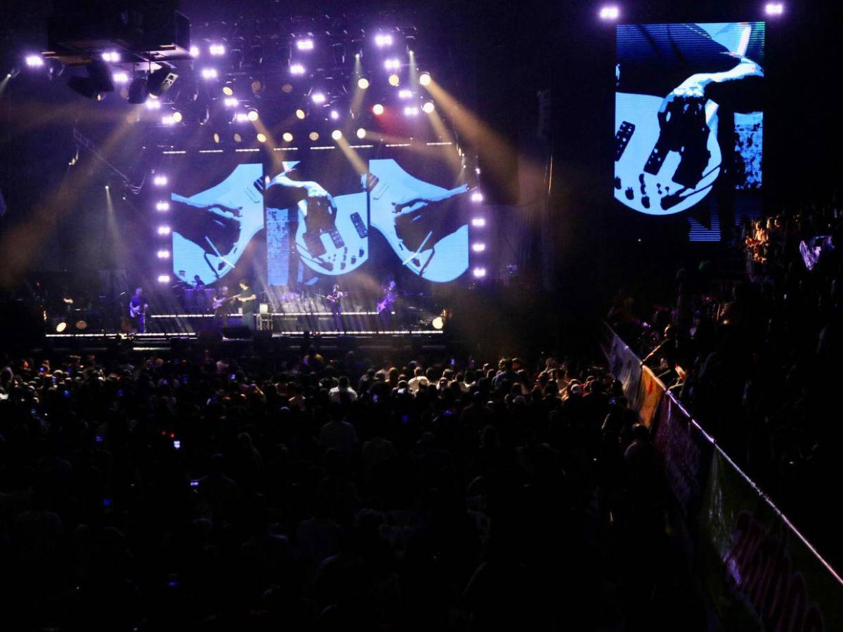 De Hijos del mal a Tu jardín con enanitos: El éxtasis de Melendi en Tegucigalpa