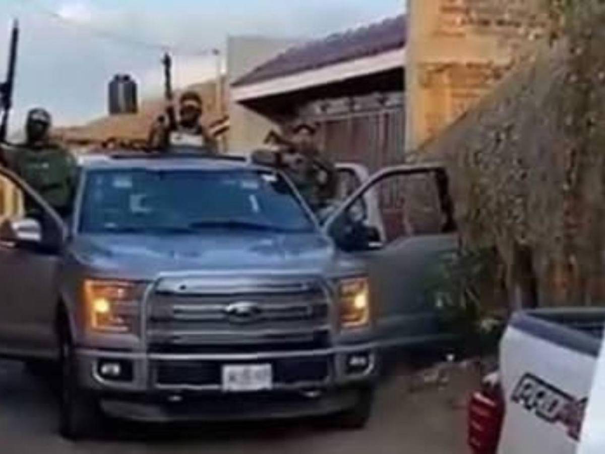 Investigan red de tráfico de armas que abastece al CJNG desde Florida