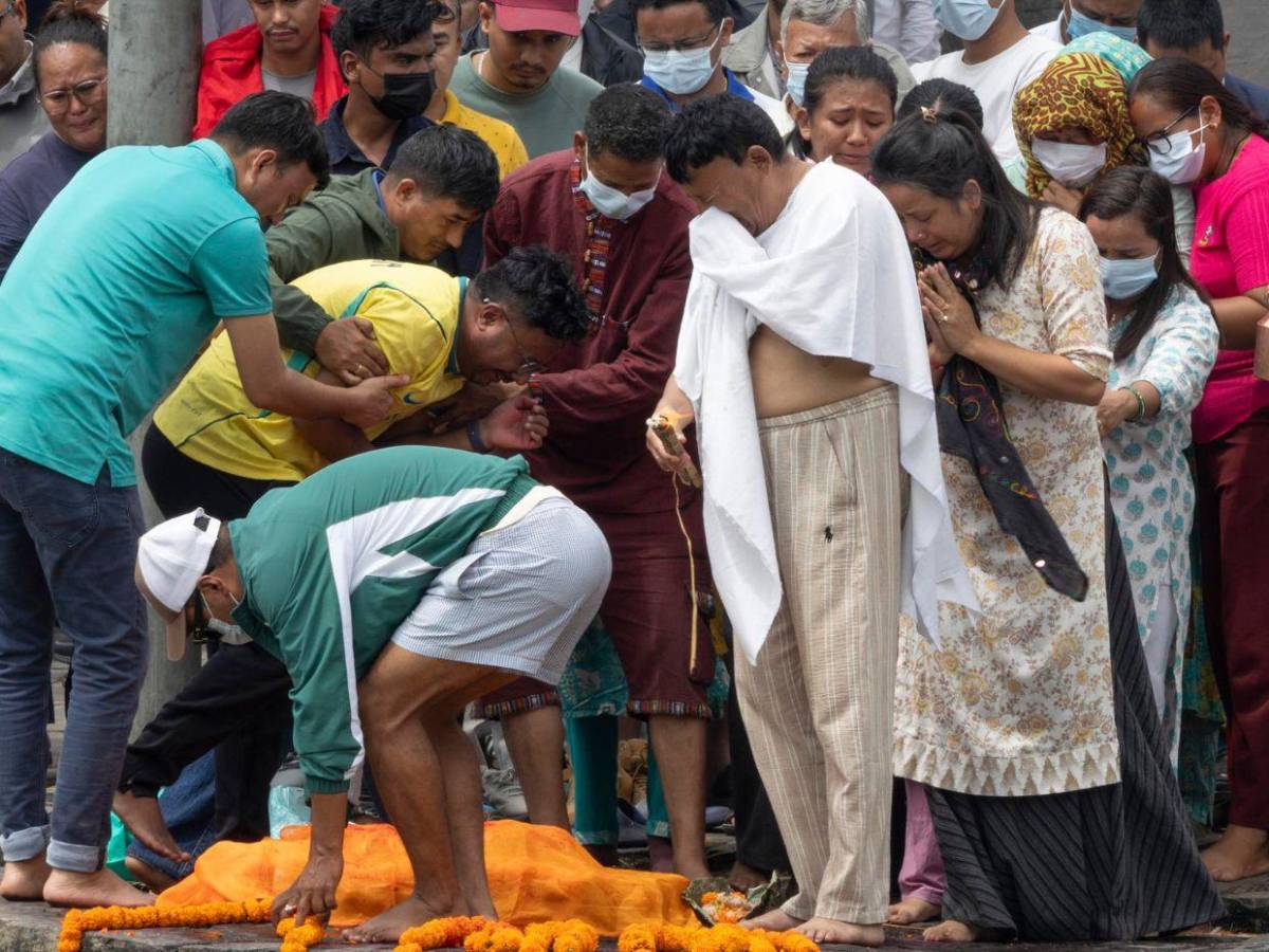 Los desaparecidos en Nepal superan los 5,000 después de más de una semana de la riada