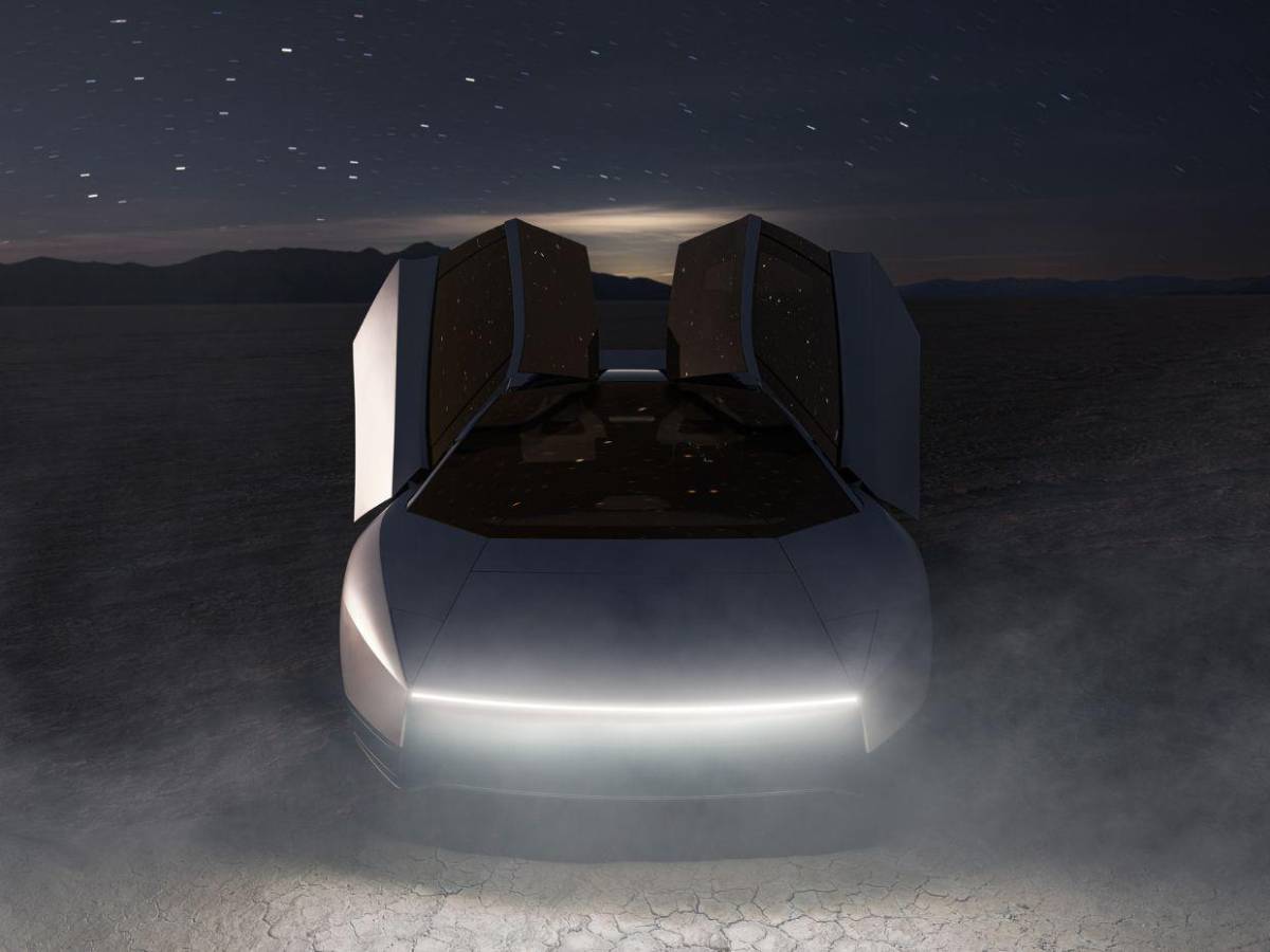 Parece sacado de “Volver al futuro”: así funciona el nuevo Tesla de Elon Musk