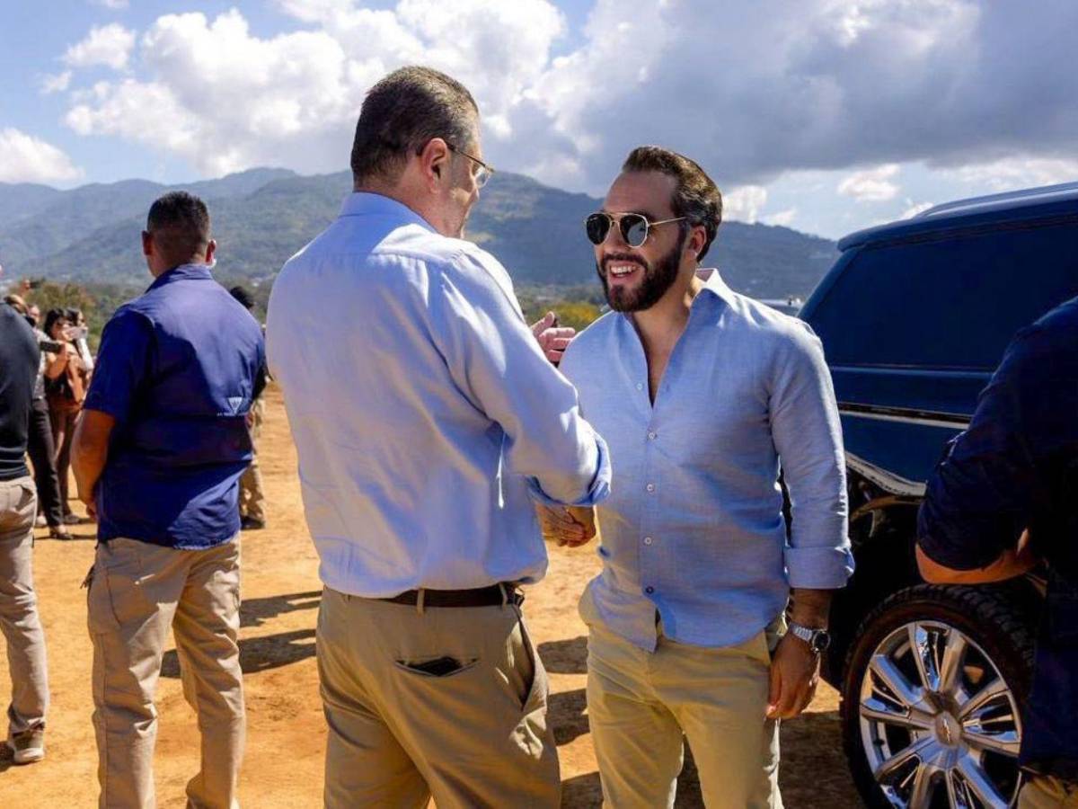 Rodrigo Chaves y Nayib Bukele colocan primera piedra de megacárcel en Costa Rica inspirada en CECOT