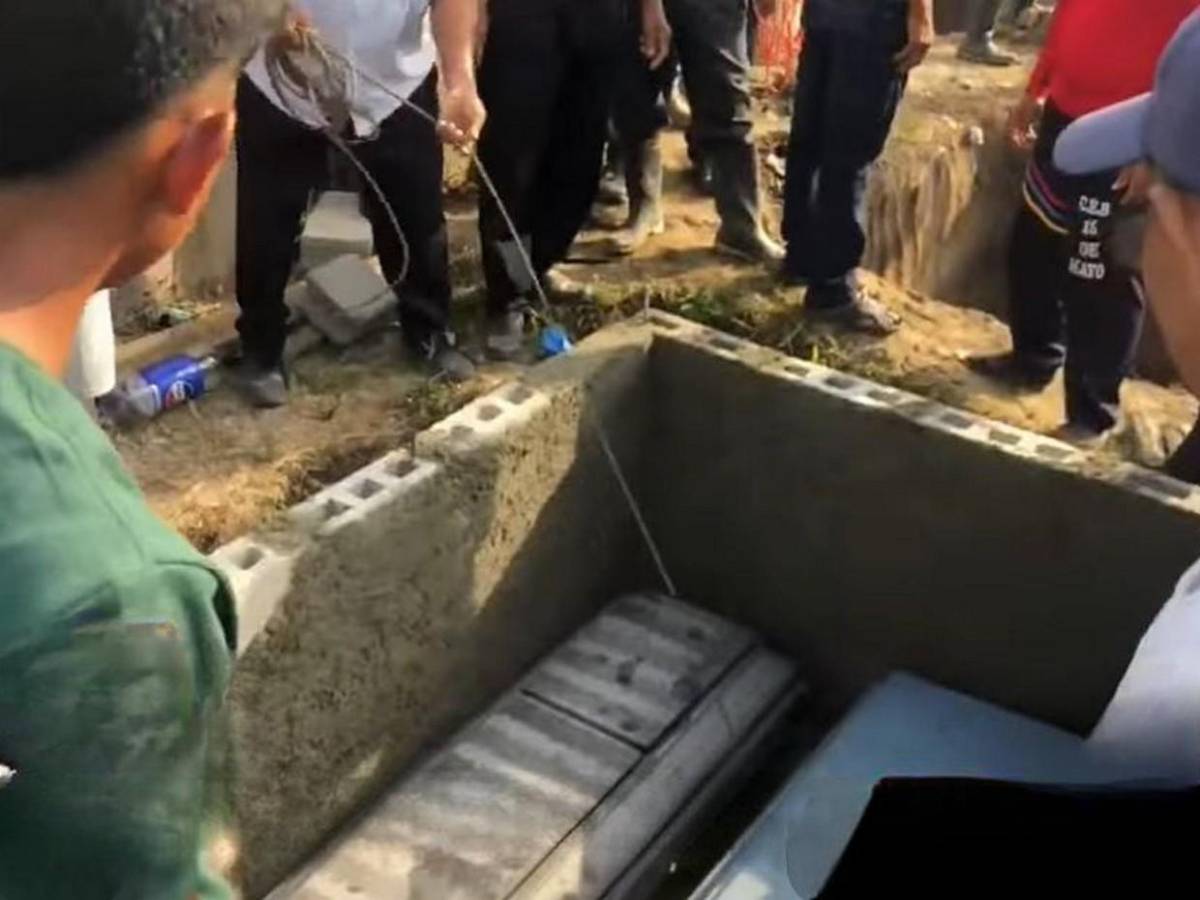 Sepultan a las primeras 13 víctimas de masacre en finca de Rigores, Trujillo