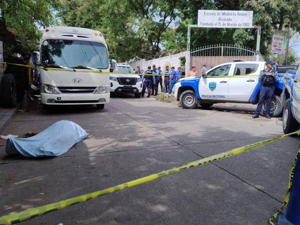 A pocos metros de una posta policial mataron a despachador de bus: esto se sabe del crimen en La Rosa