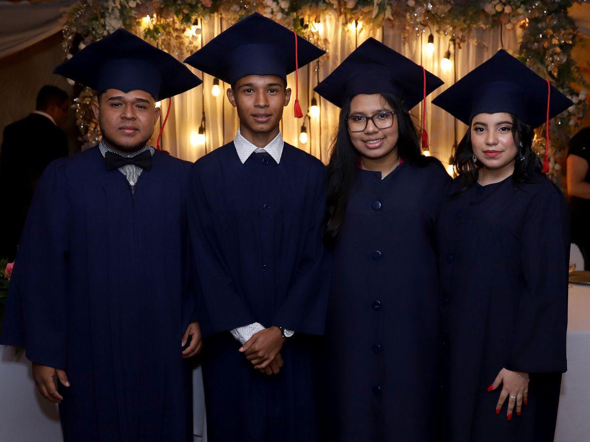 Graduandos 2023 del Cultura Nacional Sur celebran sus conquistas