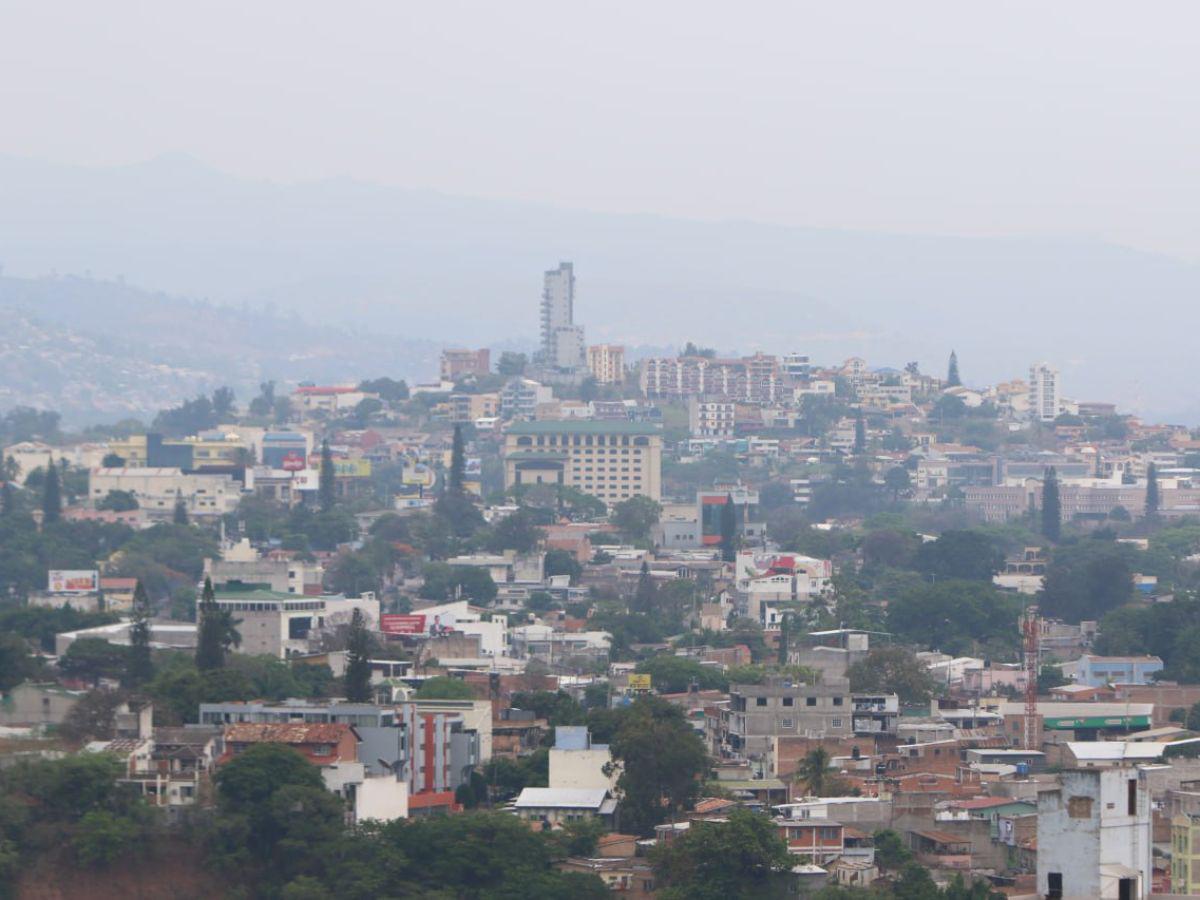 Antes de las lluvias en la tarde noche del miércoles, el ICA en Tegucigalpa era de 140, para el jueves 9 de mayo el nivel de contaminación descendió para el jueves hasta 87 que significa un rango “moderado”.