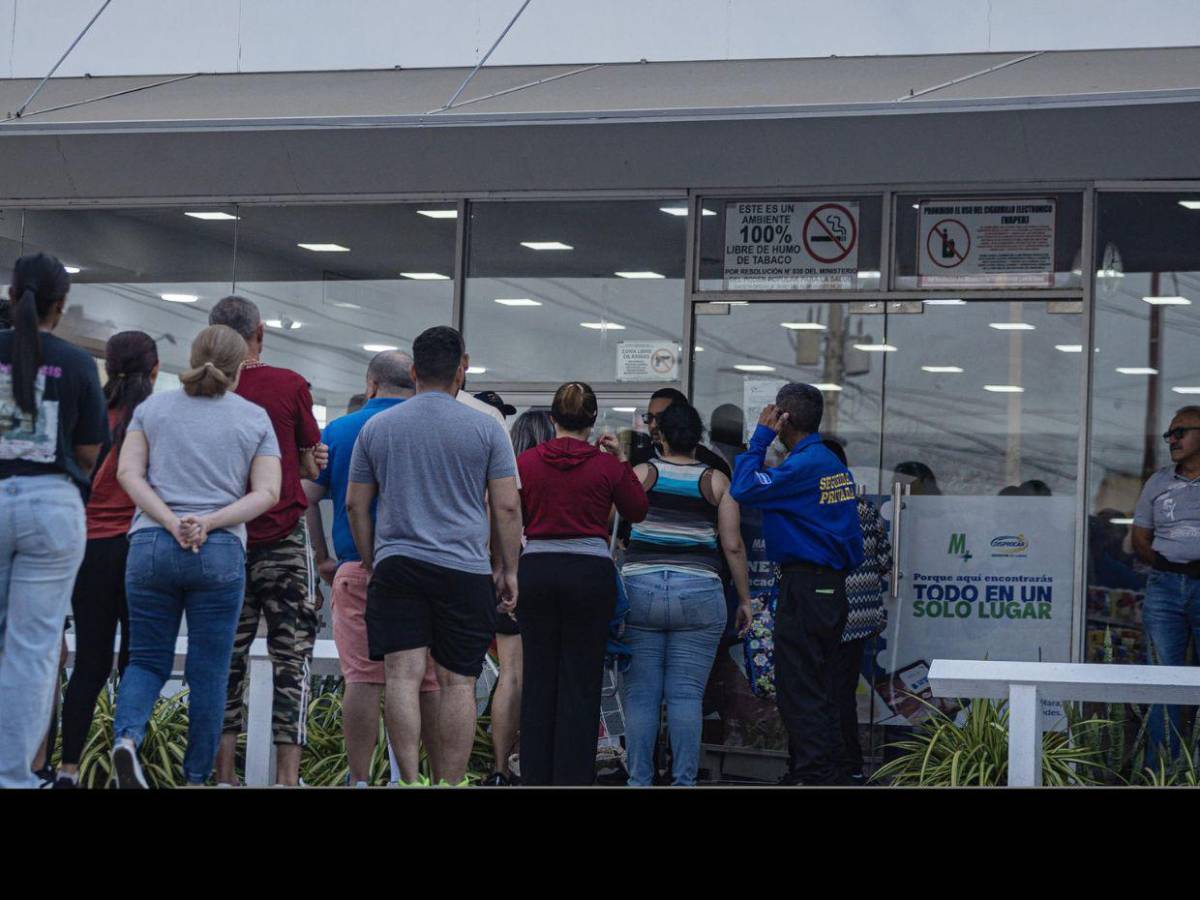 Venezuela con calles vacías y supermercados abarrotados tras captura de Maduro