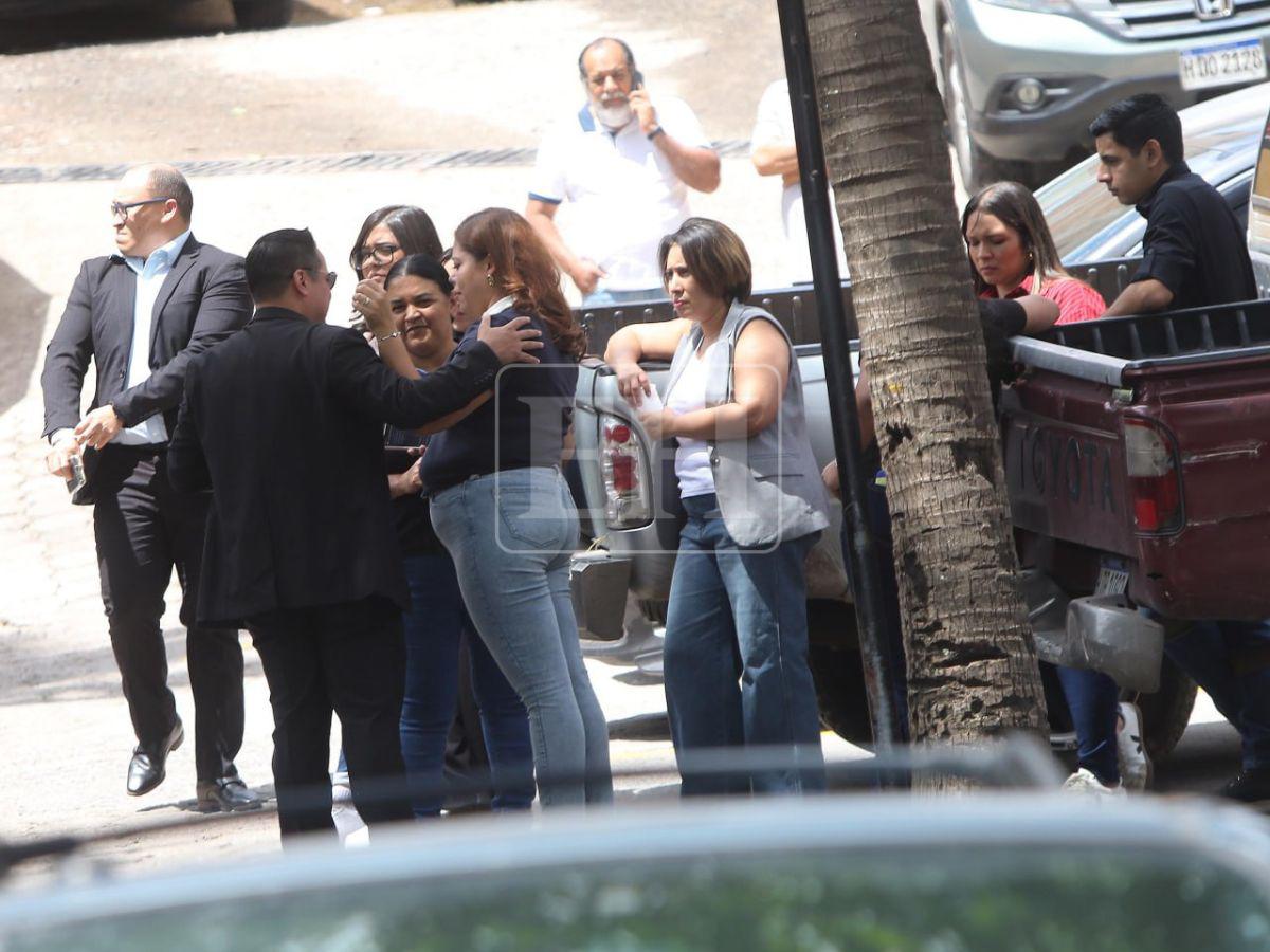 Con dolor y tristeza velan el cuerpo de Karen Girón, víctima del derrumbe en el anillo periférico