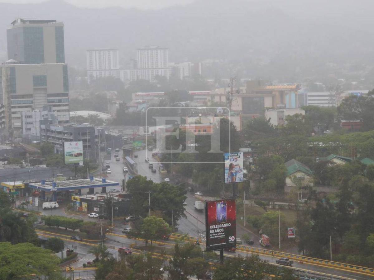 Dos ondas tropicales ingresarán a Honduras esta semana: dejarán fuertes lluvias y ráfagas de viento