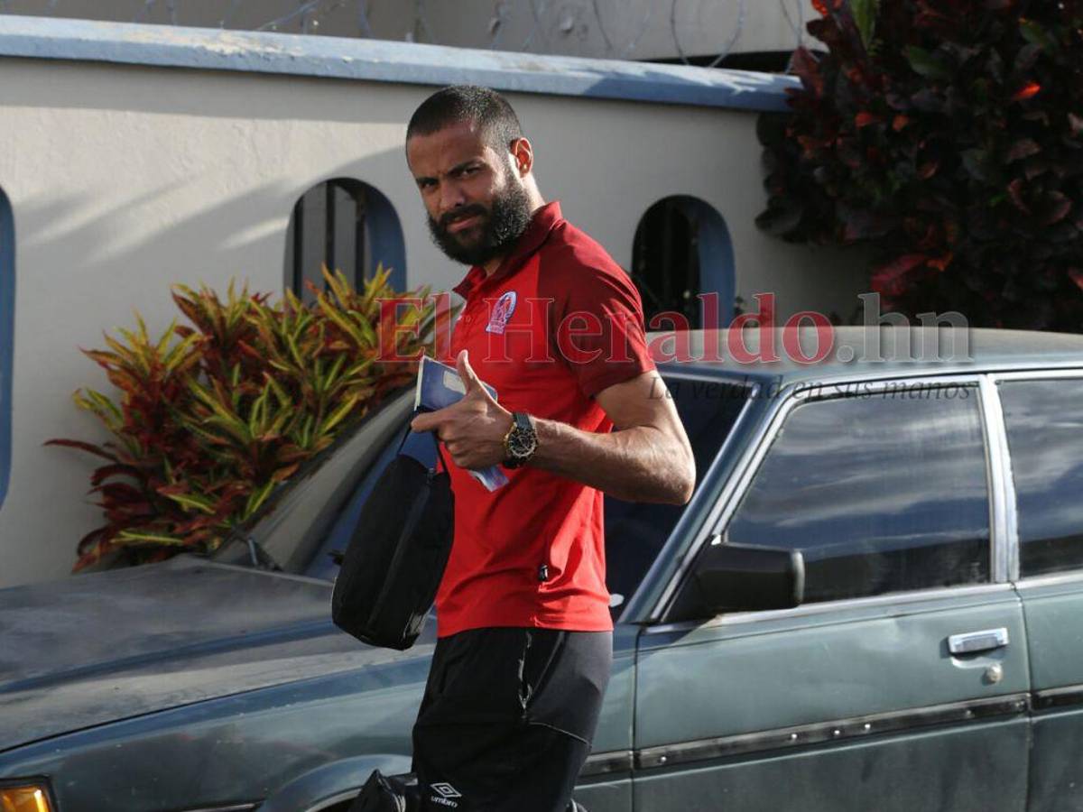 Edrick Menjívar advierte del peligro de Rotondi en el Municipal