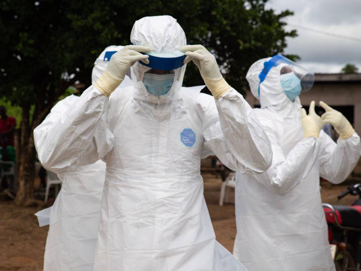 ¿Qué se sabe del brote de ébola que ya suma 80 muertes en RD del Congo?