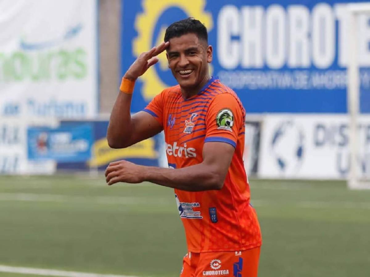 Jugador hondureño se retira en pleno torneo para unirse a la Policía Nacional: Su nueva vida