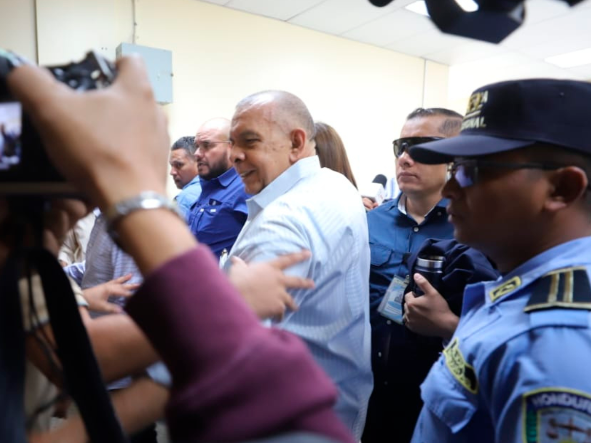 Expresidente hondureño Lobo a audiencia tras ser acusado de corrupción