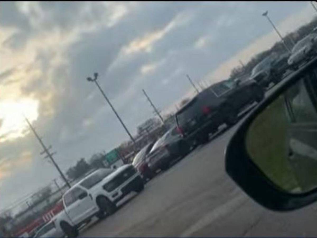 Autoridades de inmigración de EE UU arrestan a periodista colombiana de Univisión