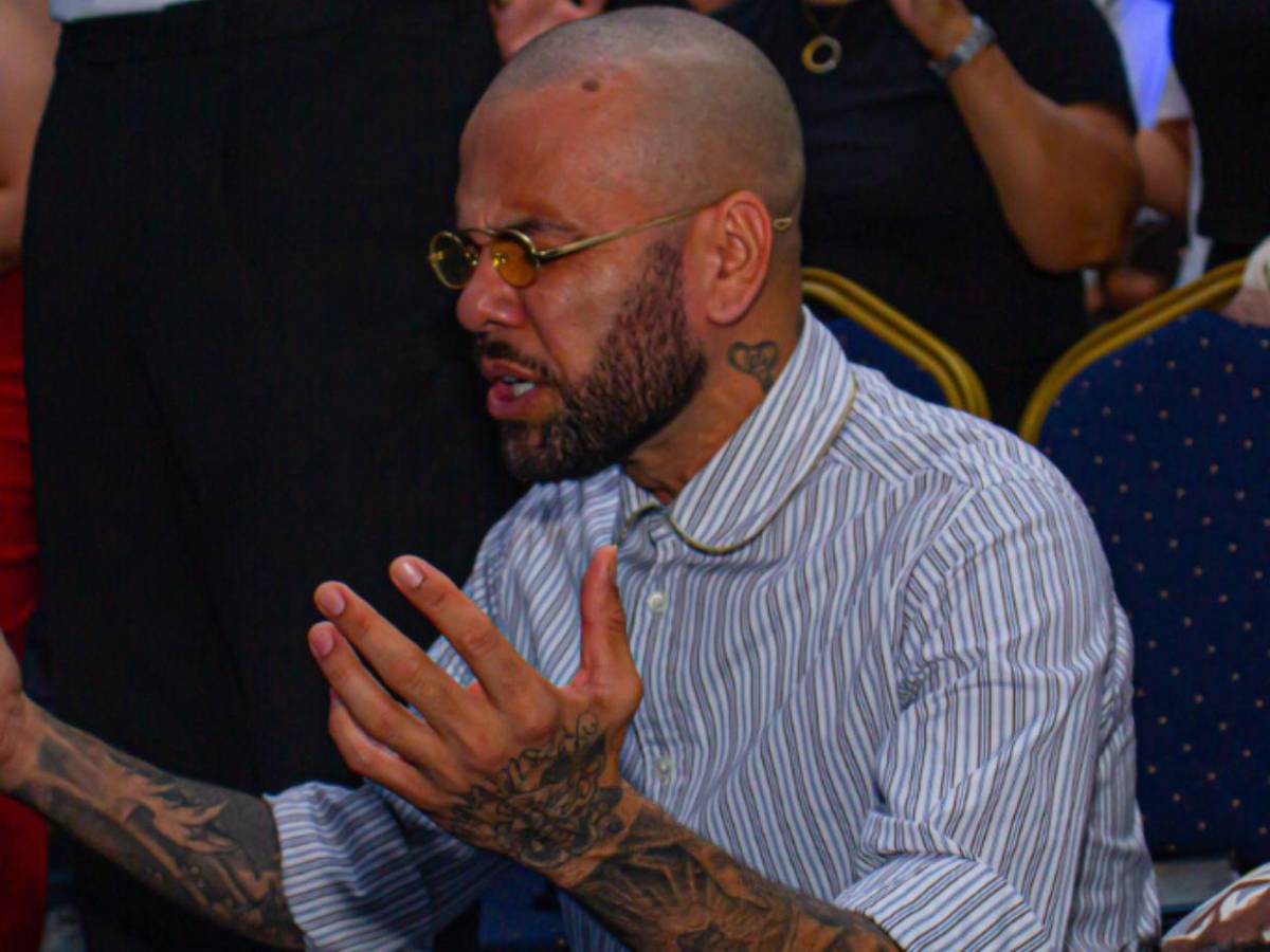 Dani Alves: de estar preso por agresión sexual a ser predicador y apoyar a Bolsonaro
