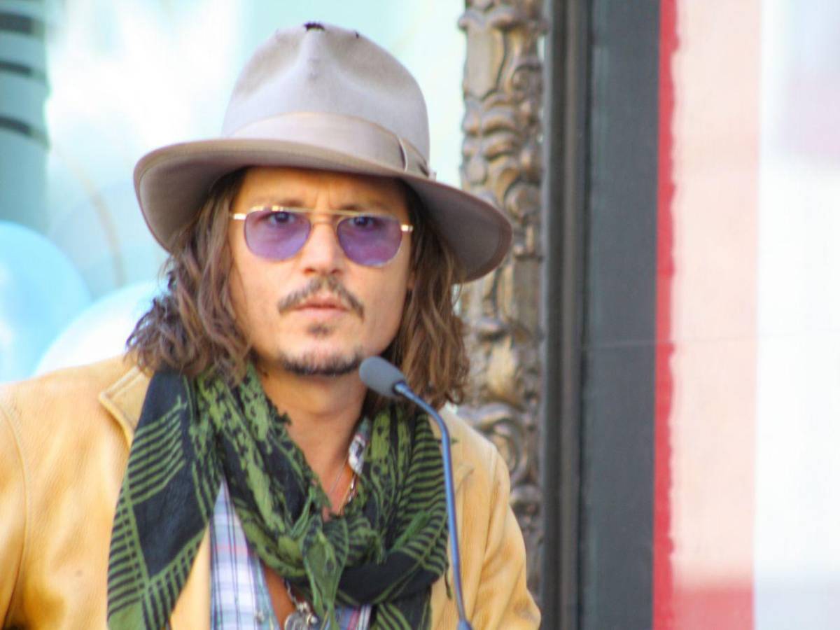 Johnny Depp revela detalles de su condición visual: “Estoy ciego como un murciélago”