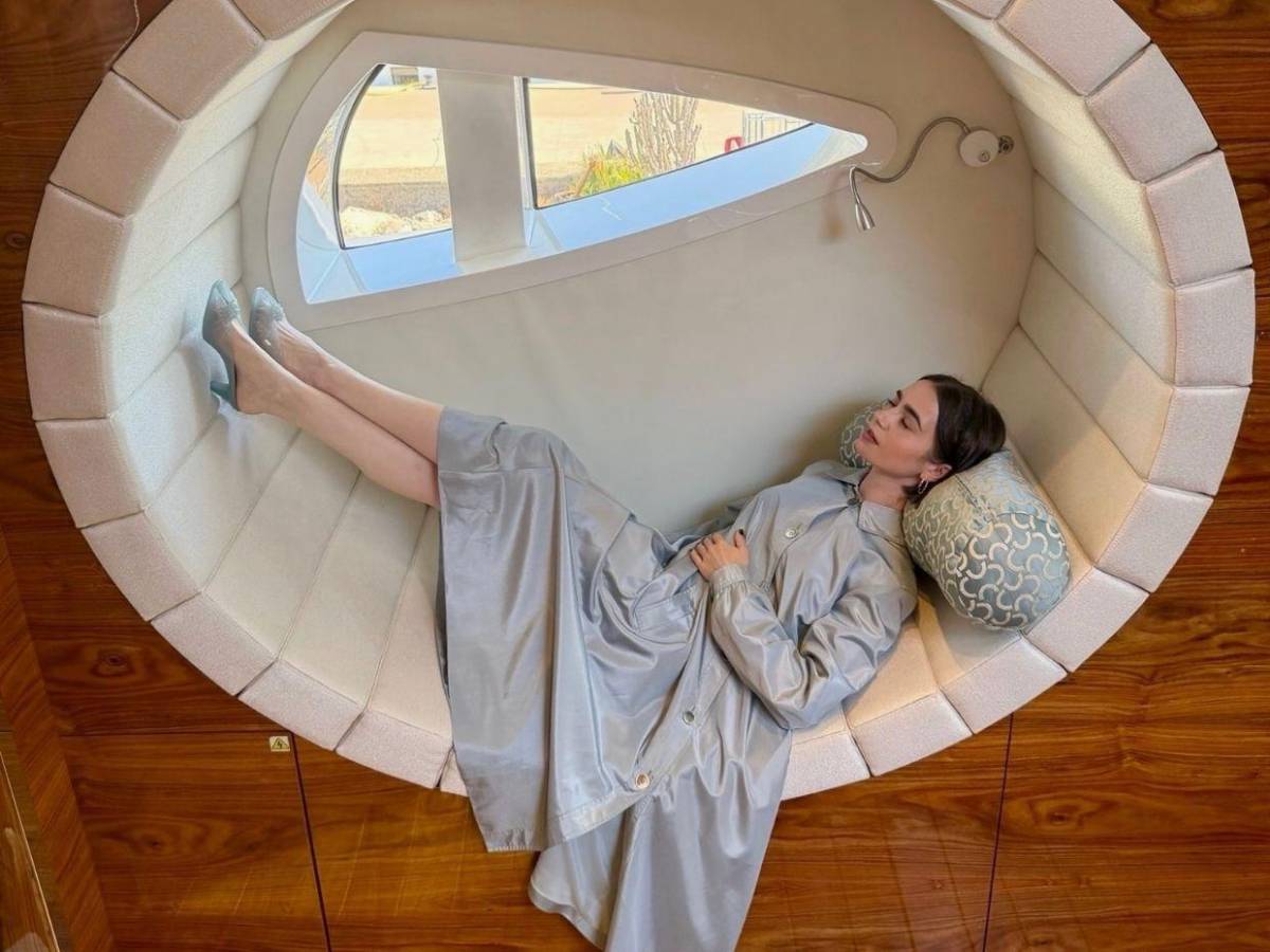 Tras siete años en Netflix, Lily Collins dice adiós a Emily en París