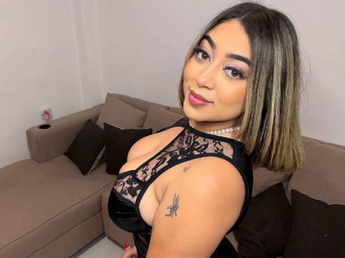 Bella aficionada de Platense hace picante confesión y revela lista de jugadores que le coquetean