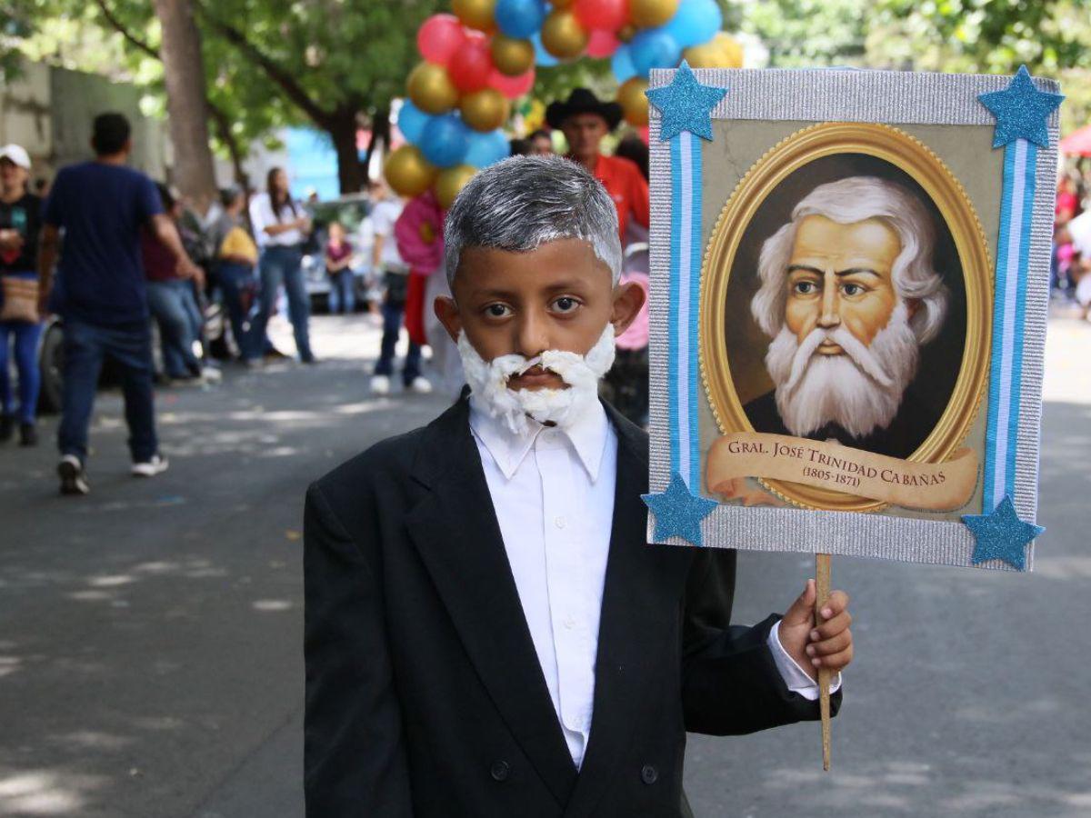 ¡Las mejores ocurrencias! Los alumnos que pusieron a volar la imaginación en los desfiles