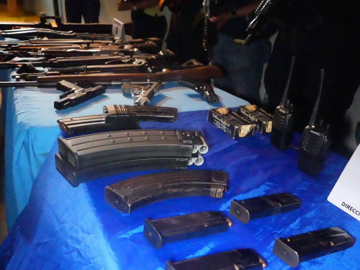 Con un lanzamisiles banda criminal pretendía atacar Black Mambas Con un lanzamisiles banda criminal pretendía atacar Black Mambas