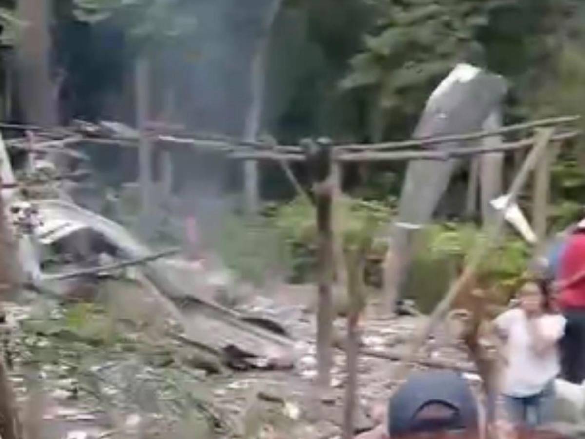 Le tiró una brasa y explotó: Fredy incendió la casa con su esposa e hija adentro en Santa Bárbara