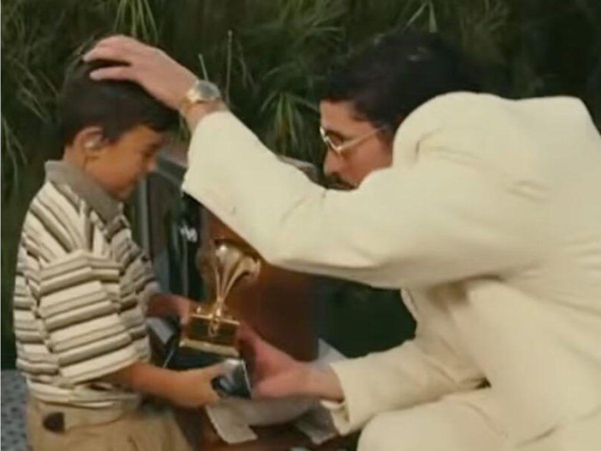 ¿Quién es Lincoln Fox, el pequeño que salió junto a Bad Bunny en el Super Bowl?