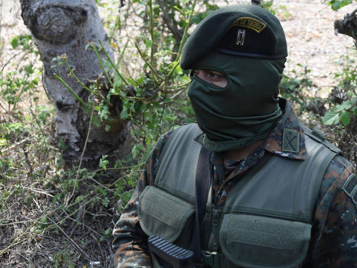 Comando armado de Honduras ingresó sin autorización a Guatemala en carros y atacó a su ejército