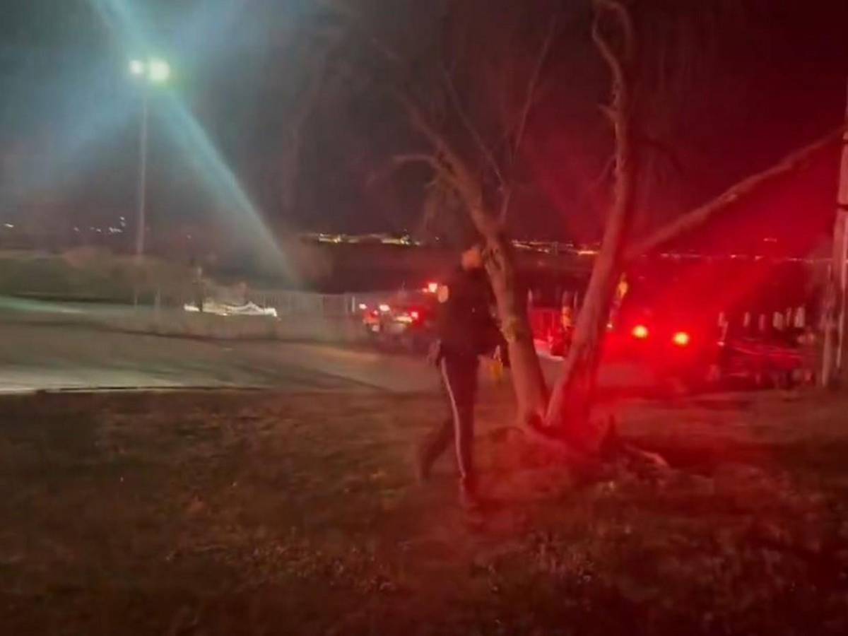 Así fue el choque entre avión y helicóptero en Washington; buscan sobrevivientes