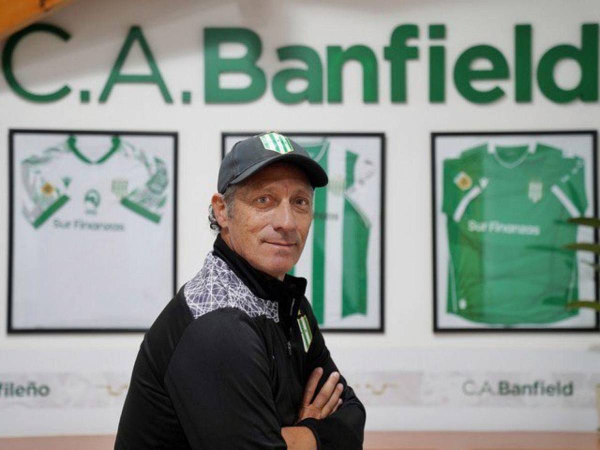 Banfield fue allanado debido a una investigación por lavado de dinero