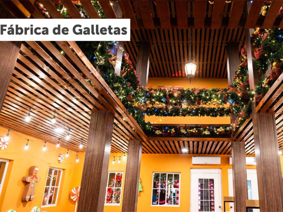 El Salvador enciende su Villa Navideña con el árbol más grande de la región