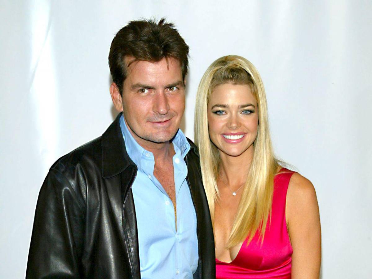 Charlie Sheen confiesa adicción al sexo y encuentros con hombres