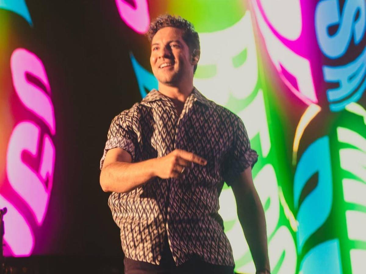 David Bisbal se une a la lucha contra el Alzheimer en la comunidad latina