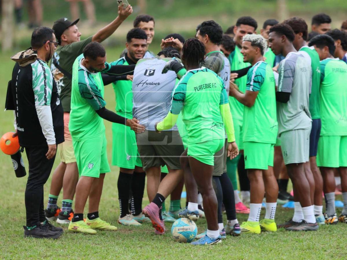 Reloj de miles de dólares: así fue el primer entreno del tiktoker Davis Flow con Platense