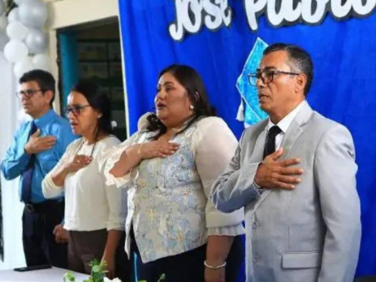 Despedirte duele: El último y doloroso adiós de Víctor Fiallos, director asesinado en Cofradía