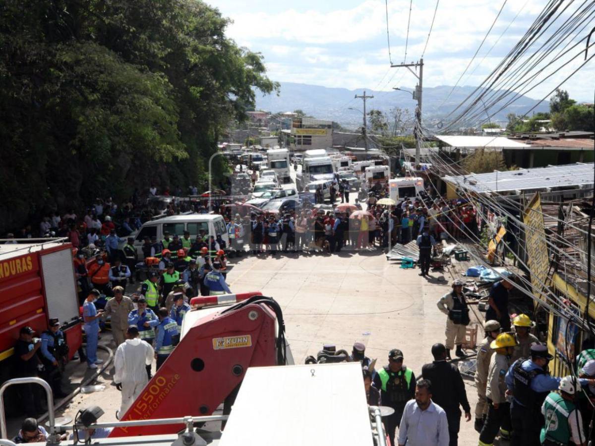 Volqueta que causó accidente en Villa Nueva fue modificada para llevar más carga de lo permitido