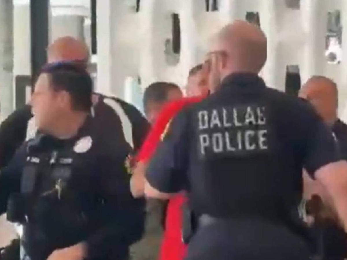 Mundial 2026: Policía de Estados Unidos estuvo a punto de irse a los golpes con seleccionado
