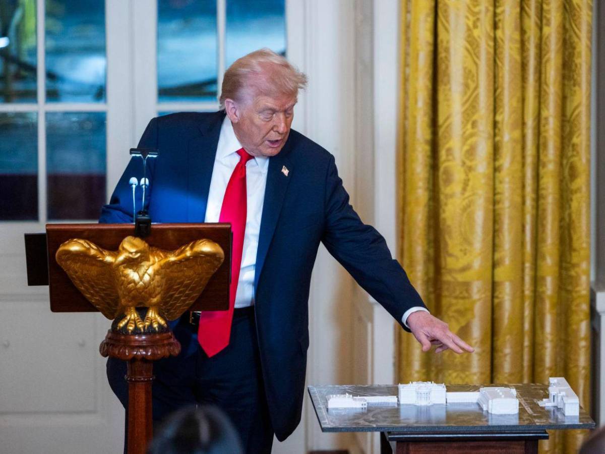 Lo que se sabe del costoso salón de bailes que construye Donald Trump en la Casa Blanca