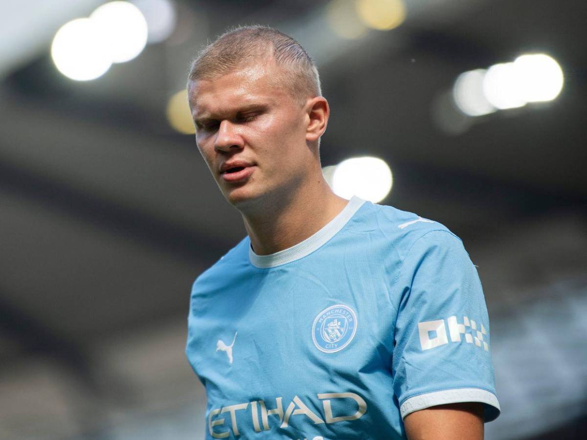 Nuevo look y victoria para Haaland en el regreso de la Premier League