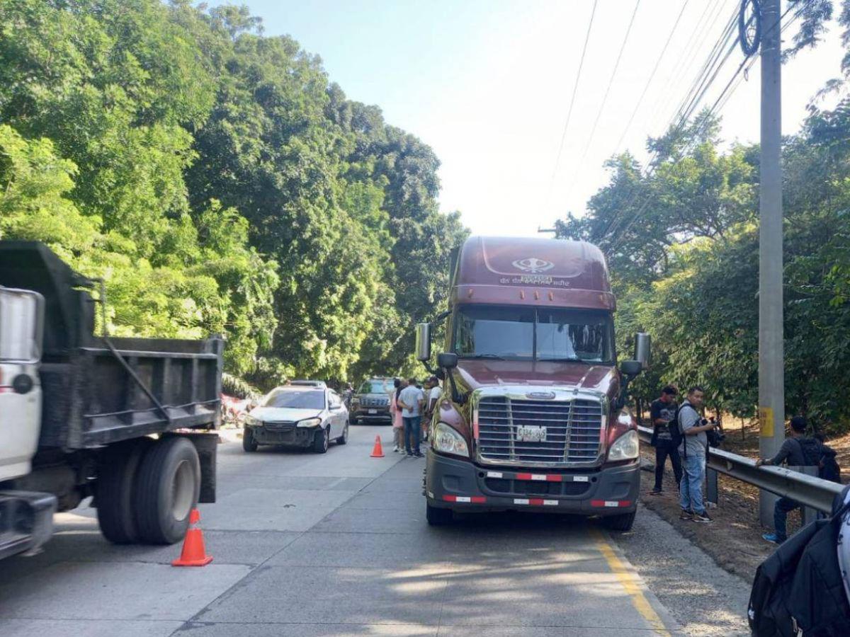 Le pido al presidente de El Salvador que lo meta preso: madre de niño atropellado por rastra en San Pedro Sula