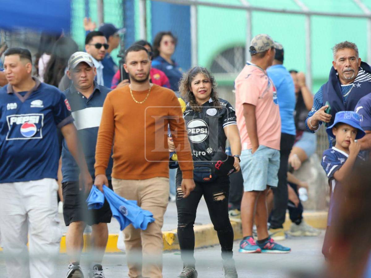 Largas filas, fuertes medidas de seguridad y mucha pasión a horas de la final del Clausura 2026