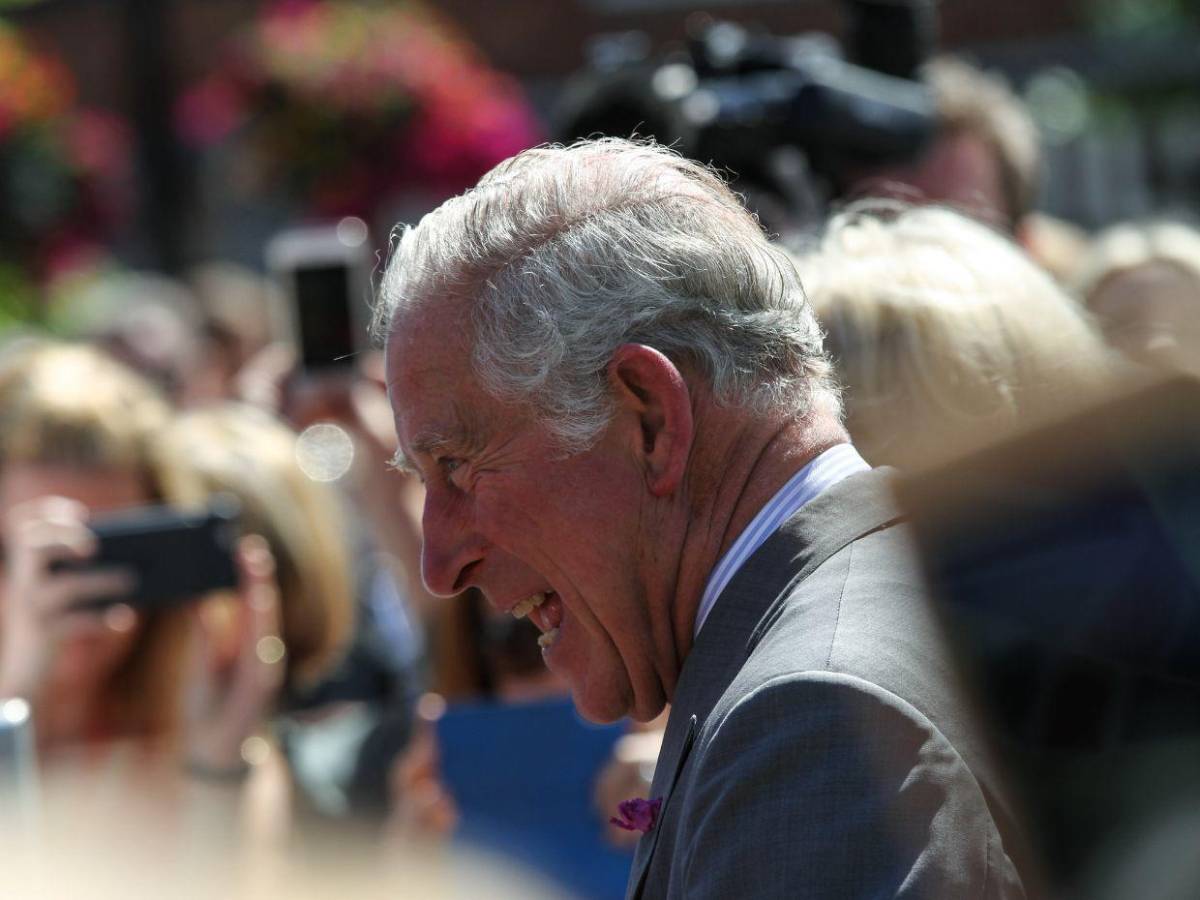 El rey Carlos III revela nuevos detalles de su tratamiento contra el cáncer