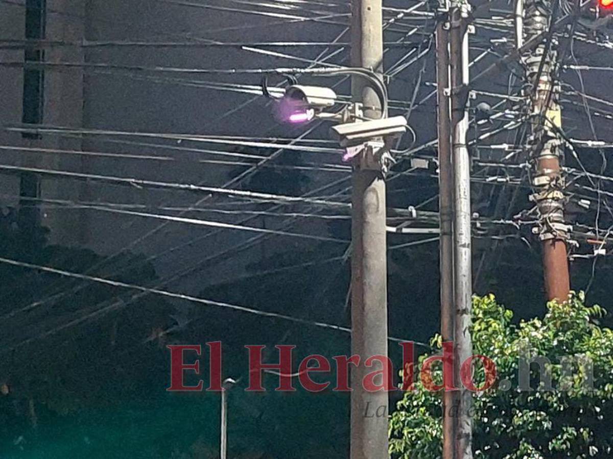 Mapa: Hay 31 cámaras de seguridad del 911 en un radio de un kilómetro de donde ocurrió la masacre