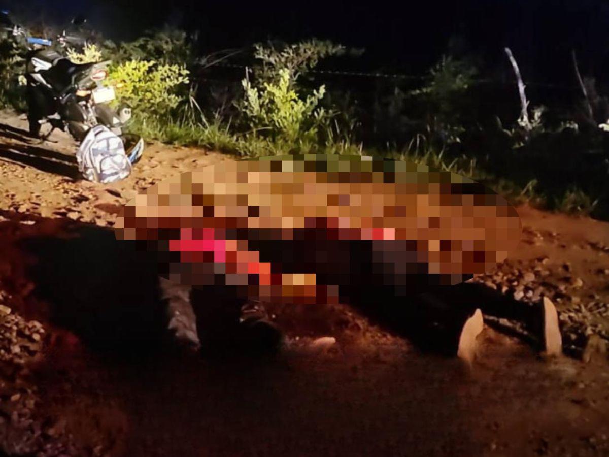 Matan a dos personas con arma blanca en la colonia Hábitat de la capital