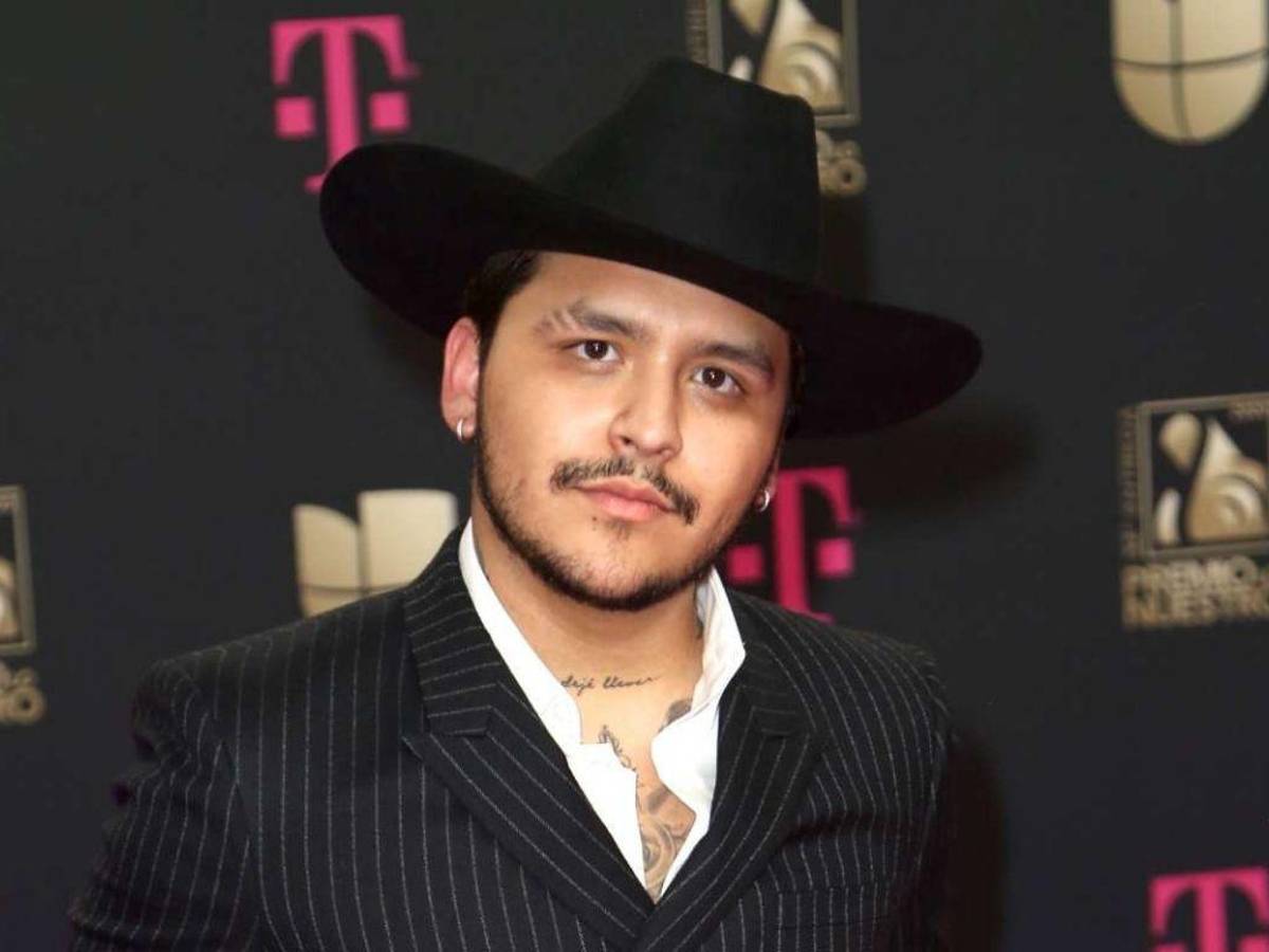 Christian Nodal llega este jueves a Honduras para enamorar con su voz