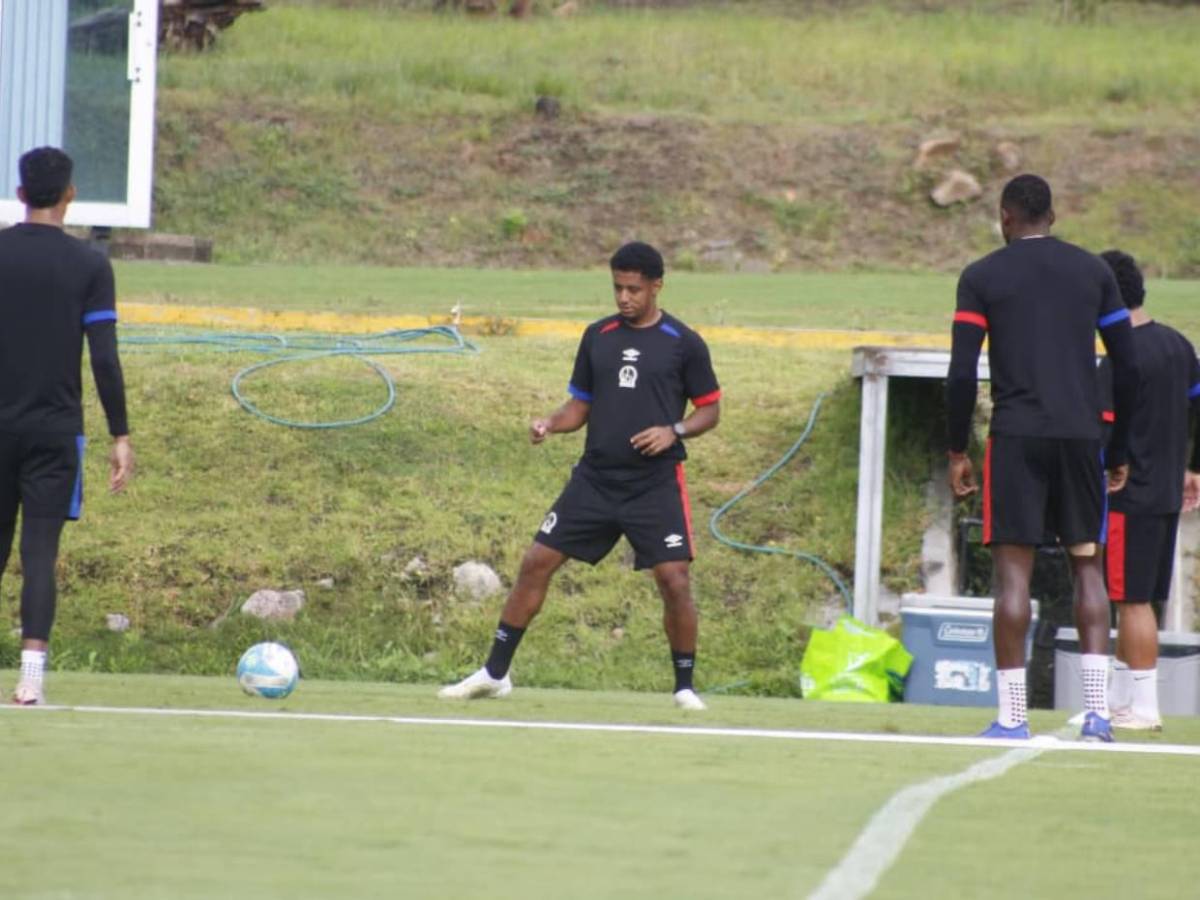 Espinel sorprende, reemplazo de Menjívar y el nuevo fichaje del Olimpia captado en pleno entreno