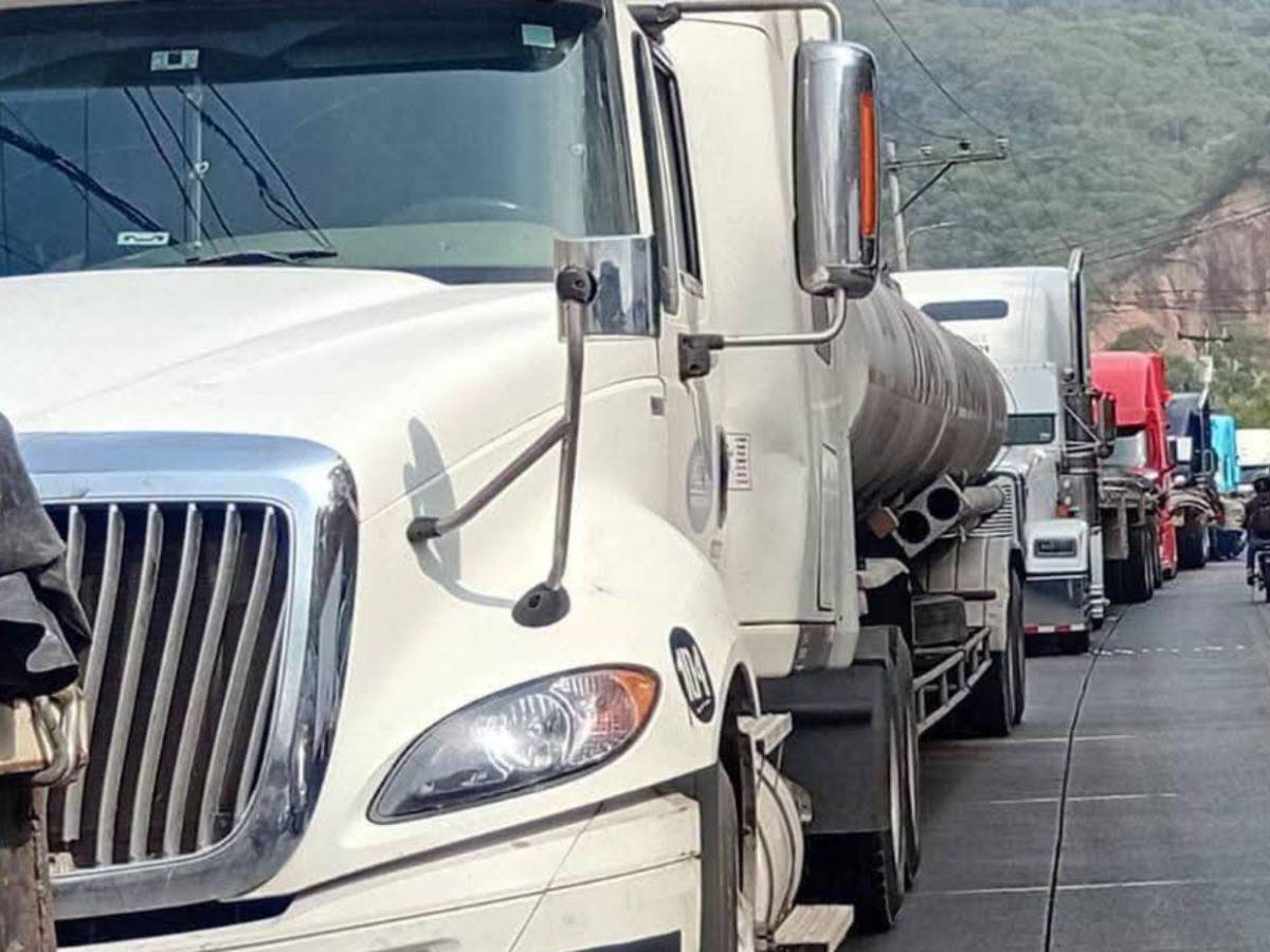 Claves: ¿Por qué protestan transportistas de carga pesada y qué exigen?