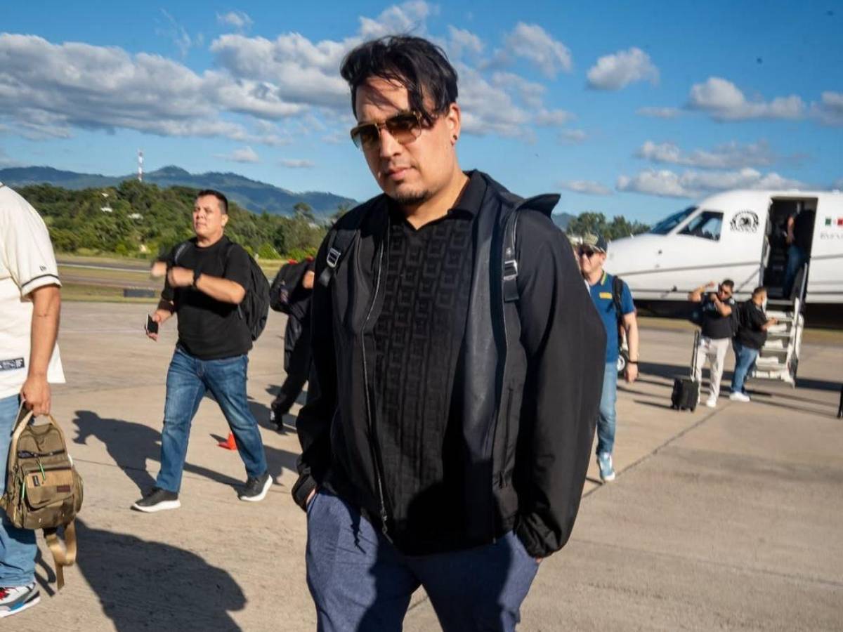 De Adoro a Libros tontos: El setlist oficial del concierto de Bronco en Honduras