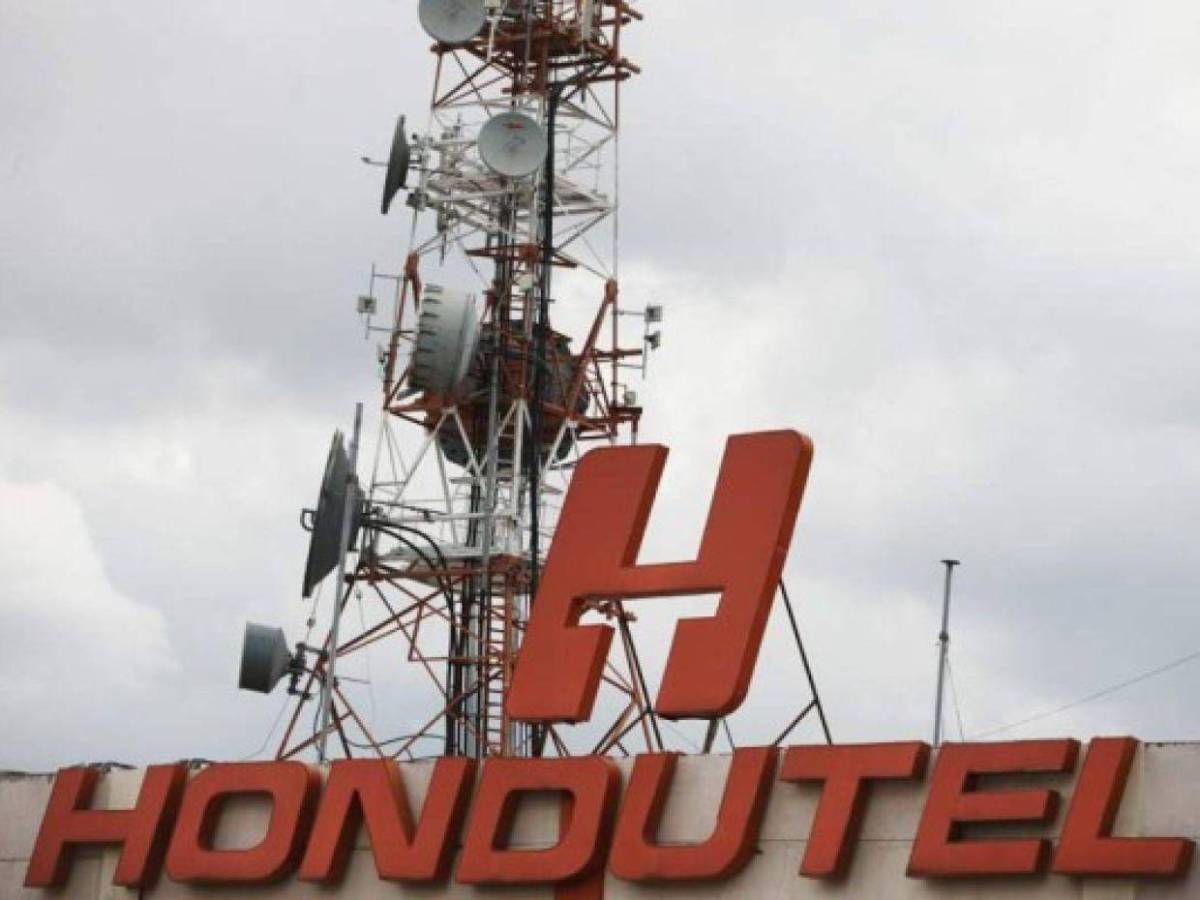 ¿Quiénes son los familiares de Rasel Tomé y a qué se dedican?