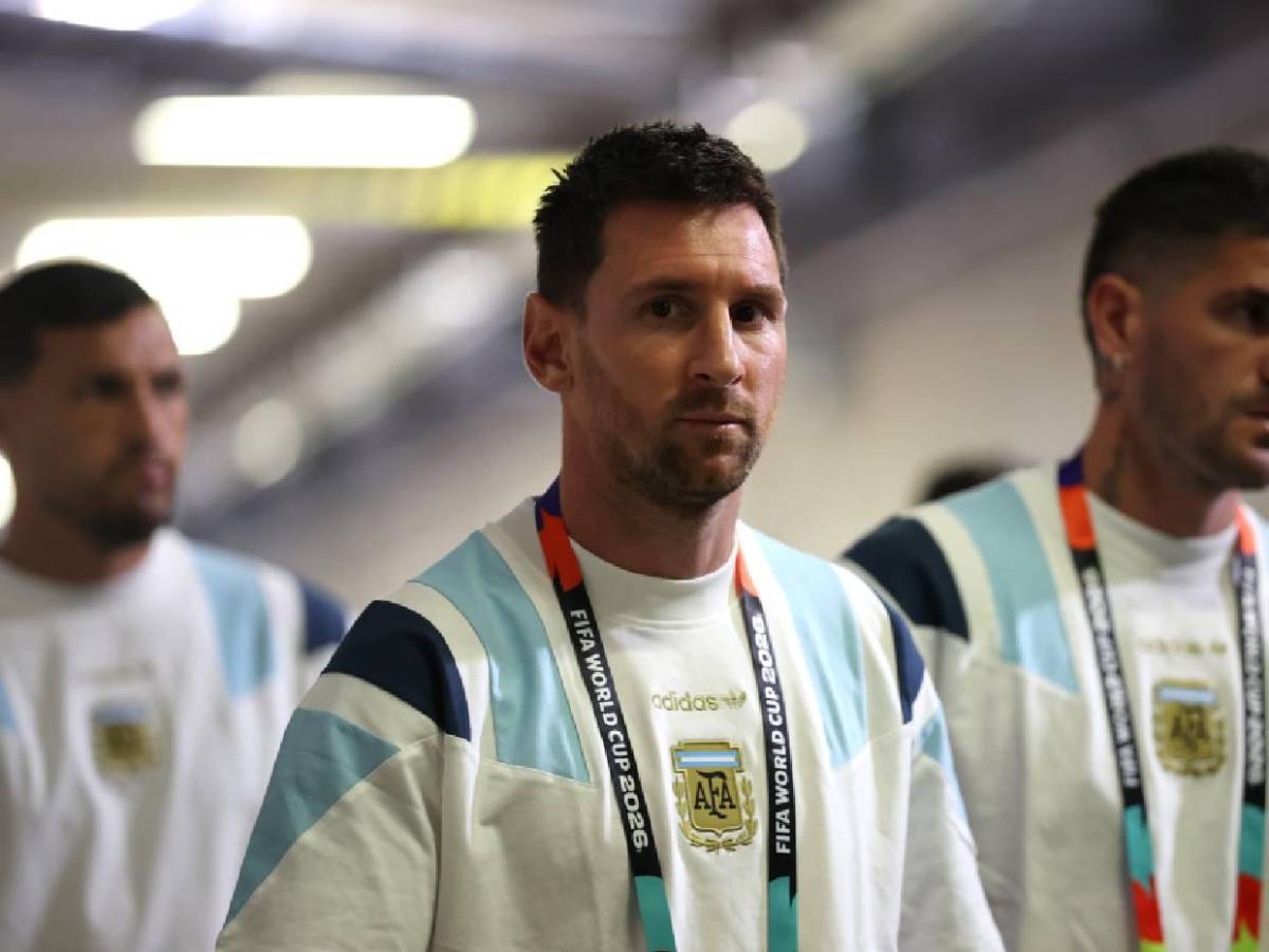 FIFA en polémica: Denuncian supuesta ayuda a Messi previo al Argentina vs Inglaterra en el Mundial