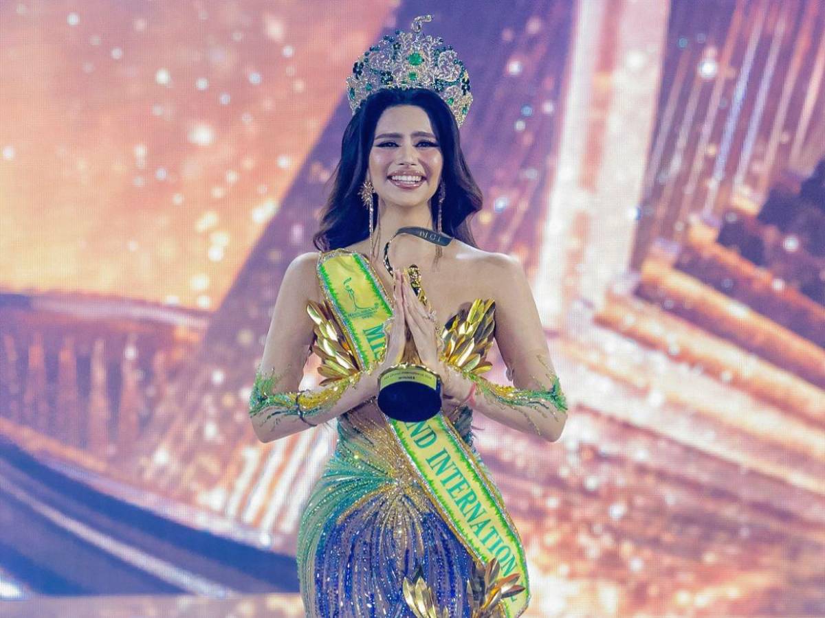 Miss Grand 2024 es destituida por incumplimiento, mientras ella denuncia maltrato
